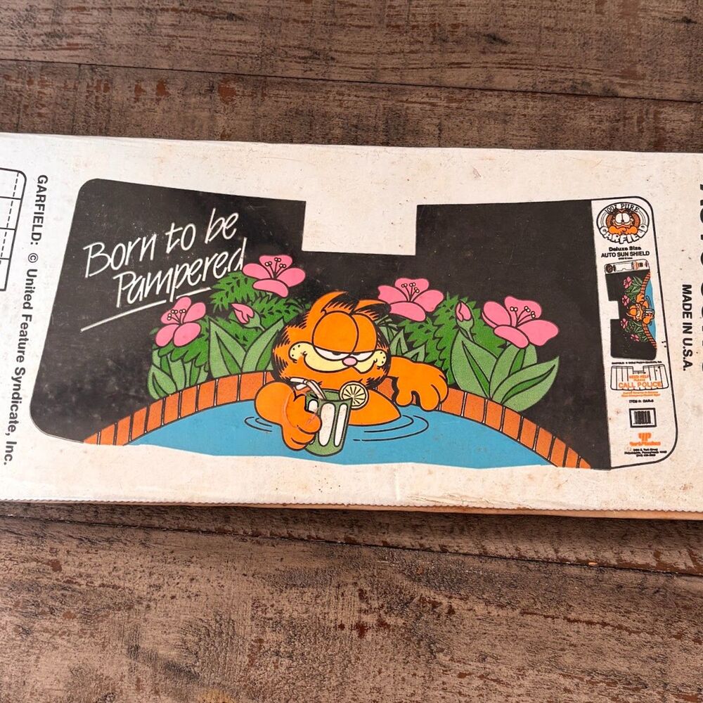 *Rare* Vintage 1978 Garfield Deluxe Size Car Windshield Accordion Sun Shade NEW